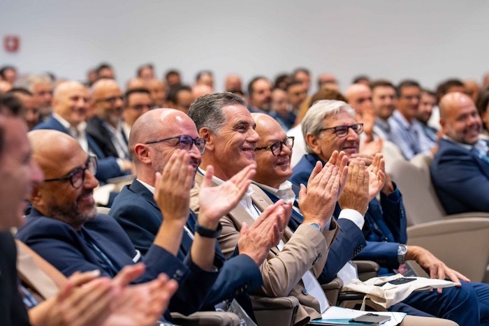 Decò, vent'anni di storia: la convention di Palermo guarda al futuro 4 Meeting Decò